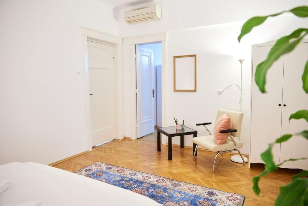 Caragiale Apartment Bukurešť Exteriér fotografie